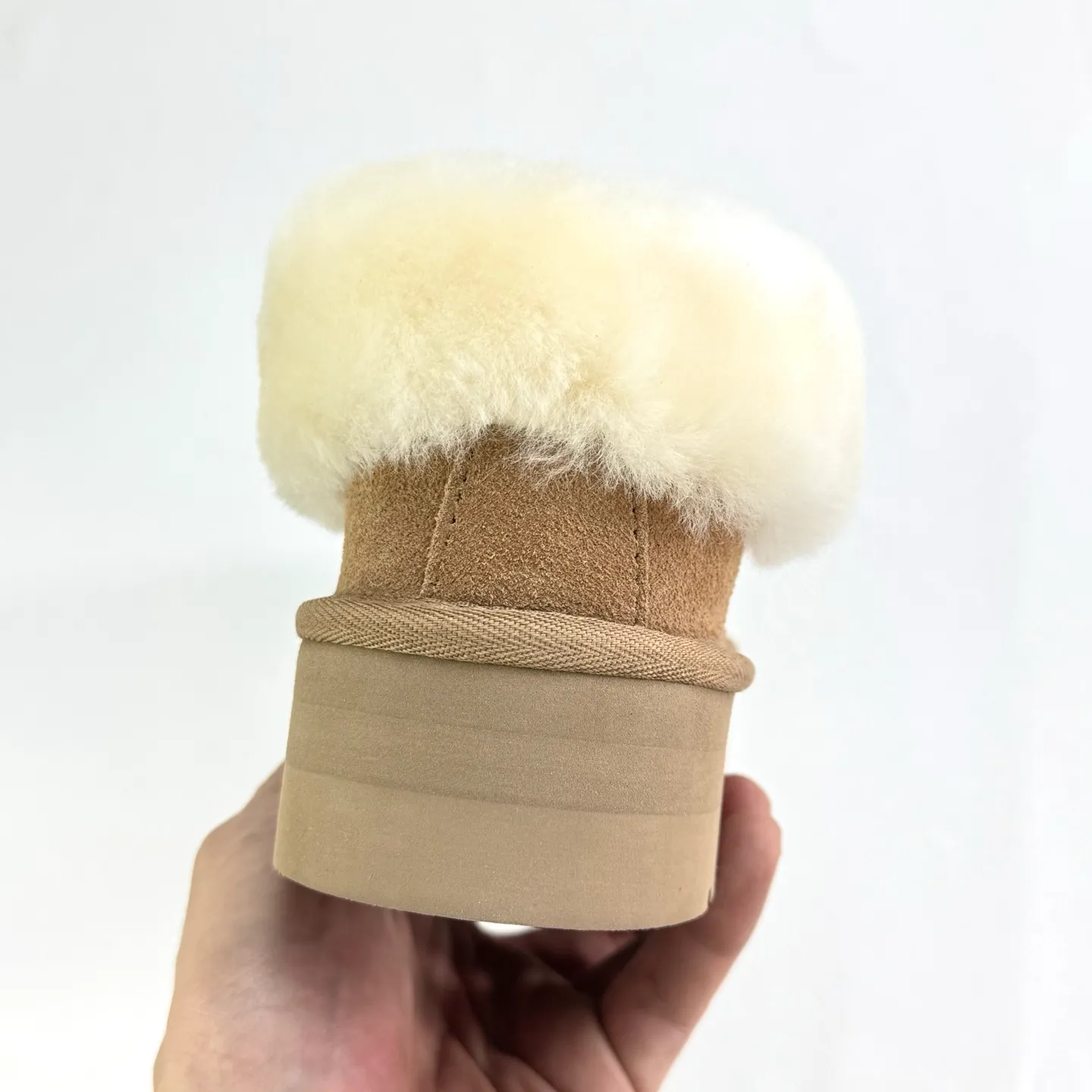 Self-pickup💰440 UGG Tatzite three-centimeter thick sole, glutinous, slip-on, easy to put on and take off, model 4810, slip-on casual fur shoes, short boots, color: maroon, reindeer, antelope brown, black, gray 𝚜𝚒𝚣𝚎: 𝟯𝟱-𝟰𝟬